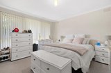 https://images.listonce.com.au/custom/160x/listings/20-delville-street-mooroolbark-vic-3138/364/01880364_img_02.jpg?XDxHgKsUciM