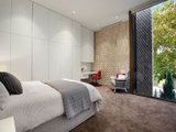 https://images.listonce.com.au/custom/160x/listings/20-docker-street-elwood-vic-3184/259/01794259_img_04.jpg?1vFwzTgf0NU