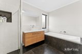 https://images.listonce.com.au/custom/160x/listings/20-dove-avenue-winter-valley-vic-3358/056/01827056_img_12.jpg?5ag0zUBpMBI