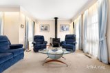 https://images.listonce.com.au/custom/160x/listings/20-earlwood-drive-wheelers-hill-vic-3150/409/01985409_img_04.jpg?7qFaJ8AKVOE
