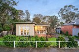 https://images.listonce.com.au/custom/160x/listings/20-elsa-court-eltham-vic-3095/487/01948487_img_02.jpg?P2sAqqf5IqE