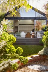 https://images.listonce.com.au/custom/160x/listings/20-emo-road-malvern-east-vic-3145/717/01979717_img_16.jpg?Pk3QpFIR-Vc