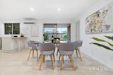 https://images.listonce.com.au/custom/160x/listings/20-enfield-place-forest-hill-vic-3131/516/01861516_img_04.jpg?KGd---K2xok