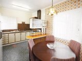 https://images.listonce.com.au/custom/160x/listings/20-esther-street-templestowe-lower-vic-3107/417/01684417_img_03.jpg?fJk7ue5xgpM