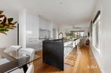 https://images.listonce.com.au/custom/160x/listings/20-flinders-street-thornbury-vic-3071/687/01893687_img_12.jpg?X28W72EsMPQ