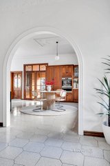 https://images.listonce.com.au/custom/160x/listings/20-fourth-avenue-brunswick-vic-3056/163/01721163_img_19.jpg?OWJrTuw9Dbw
