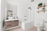 https://images.listonce.com.au/custom/160x/listings/20-franklin-street-newport-vic-3015/478/01752478_img_09.jpg?b2ViJDtNYq8