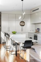 https://images.listonce.com.au/custom/160x/listings/20-freeman-street-richmond-vic-3121/535/01932535_img_06.jpg?TwyHz0cTPpI