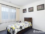 https://images.listonce.com.au/custom/160x/listings/20-freshfield-avenue-mooroolbark-vic-3138/528/01526528_img_08.jpg?mpcpHaI05h8