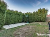 https://images.listonce.com.au/custom/160x/listings/20-freshfield-avenue-mooroolbark-vic-3138/528/01526528_img_14.jpg?om40iYHAQYc