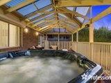 https://images.listonce.com.au/custom/160x/listings/20-freshfield-avenue-mooroolbark-vic-3138/528/01526528_img_16.jpg?zXLp1WPYqZ0