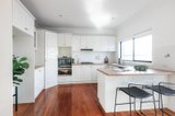 https://images.listonce.com.au/custom/160x/listings/20-fromer-street-bentleigh-vic-3204/037/01568037_img_06.jpg?Cb1LimwX9xA