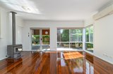https://images.listonce.com.au/custom/160x/listings/20-goldentree-drive-chirnside-park-vic-3116/930/01905930_img_02.jpg?-yyhNLegN60
