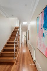 https://images.listonce.com.au/custom/160x/listings/20-gordon-grove-malvern-vic-3144/425/01235425_img_10.jpg?w8XpGZG-yPU