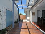 https://images.listonce.com.au/custom/160x/listings/20-gordon-street-newport-vic-3015/222/01614222_img_07.jpg?0GzFBzzcCRo