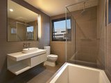 https://images.listonce.com.au/custom/160x/listings/20-graham-street-albert-park-vic-3206/450/01087450_img_07.jpg?5I5rFGCBHgw
