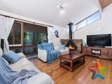 https://images.listonce.com.au/custom/160x/listings/20-henty-court-croydon-vic-3136/506/01525506_img_02.jpg?i2xHF_a6Gf4