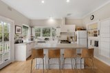 https://images.listonce.com.au/custom/160x/listings/20-hillcrest-avenue-eltham-vic-3095/843/00816843_img_07.jpg?sZYpZu67Kmc