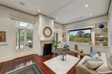 https://images.listonce.com.au/custom/160x/listings/20-hillcrest-avenue-kew-vic-3101/451/00217451_img_08.jpg?Z8HHQu6grQc