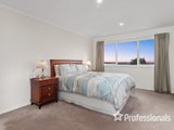 https://images.listonce.com.au/custom/160x/listings/20-hilledge-lane-mooroolbark-vic-3138/688/01525688_img_16.jpg?8XKPXCDms3M