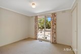 https://images.listonce.com.au/custom/160x/listings/20-hillside-road-mount-waverley-vic-3149/397/01815397_img_06.jpg?b1gmjr11big