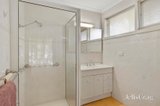 https://images.listonce.com.au/custom/160x/listings/20-hillside-road-mount-waverley-vic-3149/397/01815397_img_09.jpg?4uXS9CpPOCQ