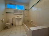 https://images.listonce.com.au/custom/160x/listings/20-kennedy-avenue-ringwood-vic-3134/963/01858963_img_06.jpg?n0ZJ-xfEVLo