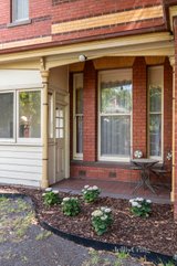 https://images.listonce.com.au/custom/160x/listings/20-kintore-street-camberwell-vic-3124/347/01630347_img_14.jpg?YoTPDPdJNz4