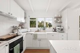 https://images.listonce.com.au/custom/160x/listings/20-kookaburra-lane-mount-evelyn-vic-3796/064/01900064_img_06.jpg?J3BUY6K3N0A