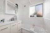 https://images.listonce.com.au/custom/160x/listings/20-kookaburra-lane-mount-evelyn-vic-3796/064/01900064_img_11.jpg?aCZkoNBFtMw