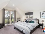 https://images.listonce.com.au/custom/160x/listings/20-lanning-crescent-seville-vic-3139/859/01524859_img_11.jpg?393R0qa9daE