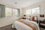 https://images.listonce.com.au/custom/160x/listings/20-larissa-street-heidelberg-west-vic-3081/344/01046344_img_07.jpg?ATcGplV4nNE