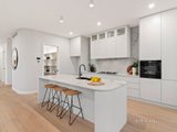 https://images.listonce.com.au/custom/160x/listings/20-larkspur-avenue-doncaster-vic-3108/043/01656043_img_07.jpg?JkjP_o382N0