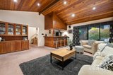 https://images.listonce.com.au/custom/160x/listings/20-larne-avenue-donvale-vic-3111/168/01947168_img_07.jpg?R52F43mOpvE
