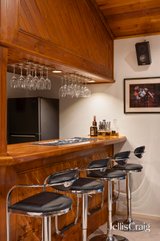 https://images.listonce.com.au/custom/160x/listings/20-larne-avenue-donvale-vic-3111/168/01947168_img_08.jpg?fmI_kLeVOdk