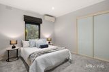https://images.listonce.com.au/custom/160x/listings/20-larne-avenue-donvale-vic-3111/168/01947168_img_17.jpg?Tn8wr9yTw7I