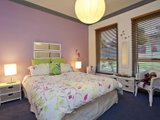 https://images.listonce.com.au/custom/160x/listings/20-lebanon-street-strathmore-vic-3041/551/00847551_img_08.jpg?4XqAZ5tT_ww