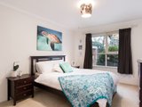 https://images.listonce.com.au/custom/160x/listings/20-longfellow-avenue-mooroolbark-vic-3138/488/01524488_img_07.jpg?7dUv6pVSHMY