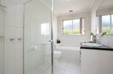 https://images.listonce.com.au/custom/160x/listings/20-looker-road-montmorency-vic-3094/087/01111087_img_11.jpg?xQ2YgAQ5mVU