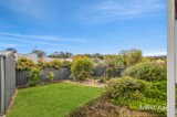 https://images.listonce.com.au/custom/160x/listings/20-lushington-rise-mckenzie-hill-vic-3451/218/01810218_img_13.jpg?cXnp-XDgwW0