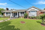 https://images.listonce.com.au/custom/160x/listings/20-lynden-grove-mount-waverley-vic-3149/264/01660264_img_03.jpg?eJqqwIkdzT8