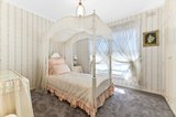 https://images.listonce.com.au/custom/160x/listings/20-lynden-grove-mount-waverley-vic-3149/264/01660264_img_12.jpg?144PtwnEZeU