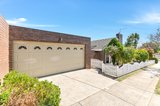 https://images.listonce.com.au/custom/160x/listings/20-lynden-grove-mount-waverley-vic-3149/264/01660264_img_15.jpg?kkbodFC6G1c
