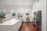 https://images.listonce.com.au/custom/160x/listings/20-manchester-street-hawthorn-vic-3122/849/01558849_img_05.jpg?Z6_-yldgp8k