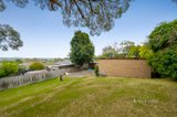 https://images.listonce.com.au/custom/160x/listings/20-marlow-street-mooroolbark-vic-3138/198/01682198_img_05.jpg?XVtckn4s0_M