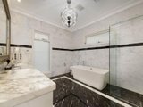 https://images.listonce.com.au/custom/160x/listings/20-may-street-deepdene-vic-3103/057/01684057_img_08.jpg?RX9lqv32npc