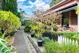 https://images.listonce.com.au/custom/160x/listings/20-medley-place-south-yarra-vic-3141/742/01894742_img_09.jpg?QcBbN5D_W3M