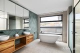 https://images.listonce.com.au/custom/160x/listings/20-mitchell-street-bentleigh-vic-3204/220/01910220_img_09.jpg?F8C2rdmS6C8