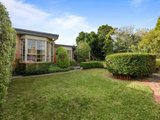 https://images.listonce.com.au/custom/160x/listings/20-molden-street-bentleigh-east-vic-3165/018/01831018_img_06.jpg?Y-Ew8xsh8II