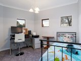 https://images.listonce.com.au/custom/160x/listings/20-moore-avenue-croydon-vic-3136/587/01524587_img_11.jpg?KGdVw25wEbQ